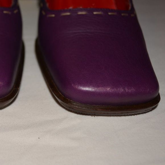 Fendi Vintage Purple Leather Block Heel Pumps – Square Toe - Picture 5 of 14